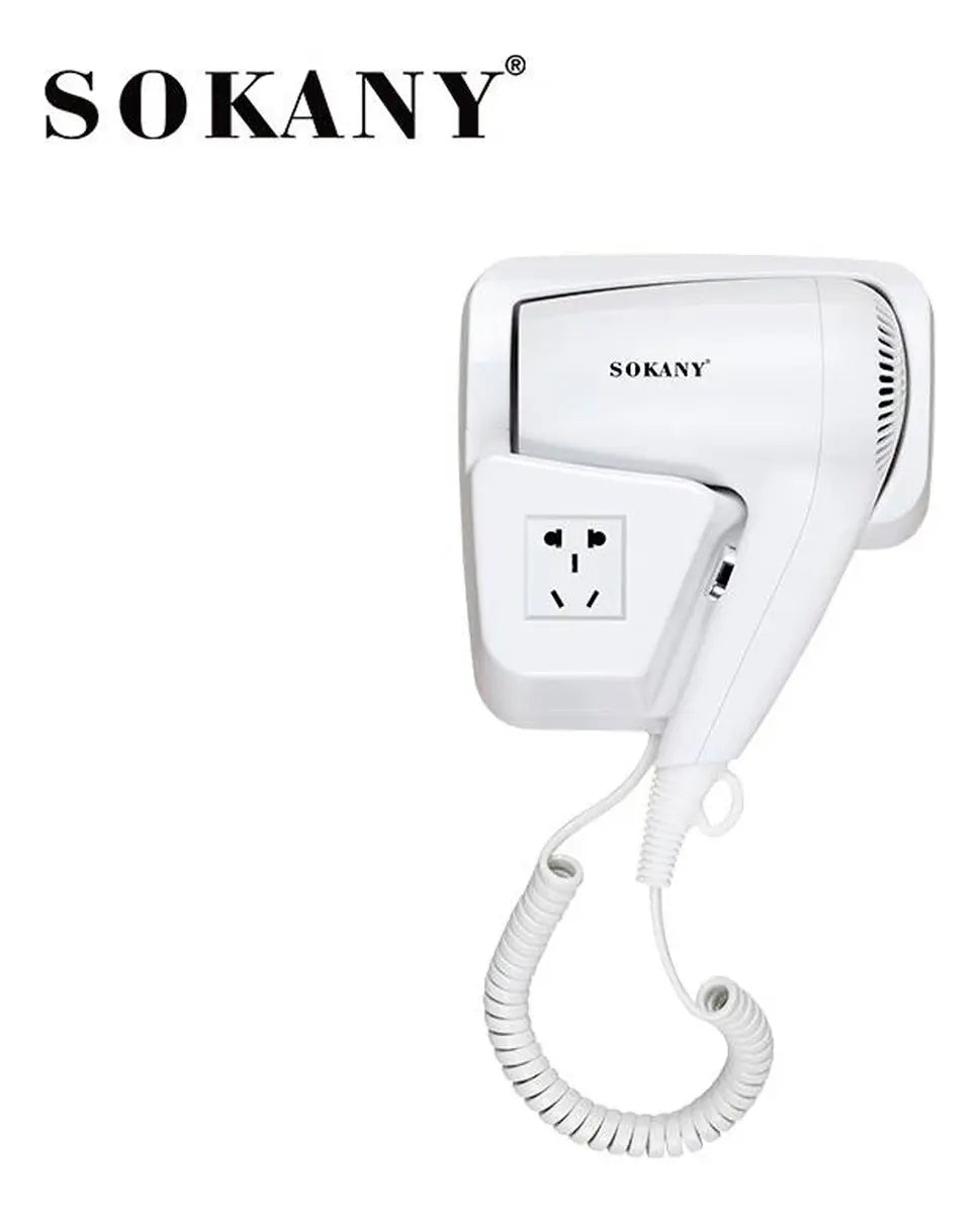 Secador de pelo de baño montado en la pared de hotel de color blanco