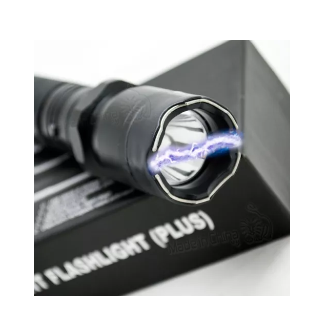 Linterna picana defensa personal