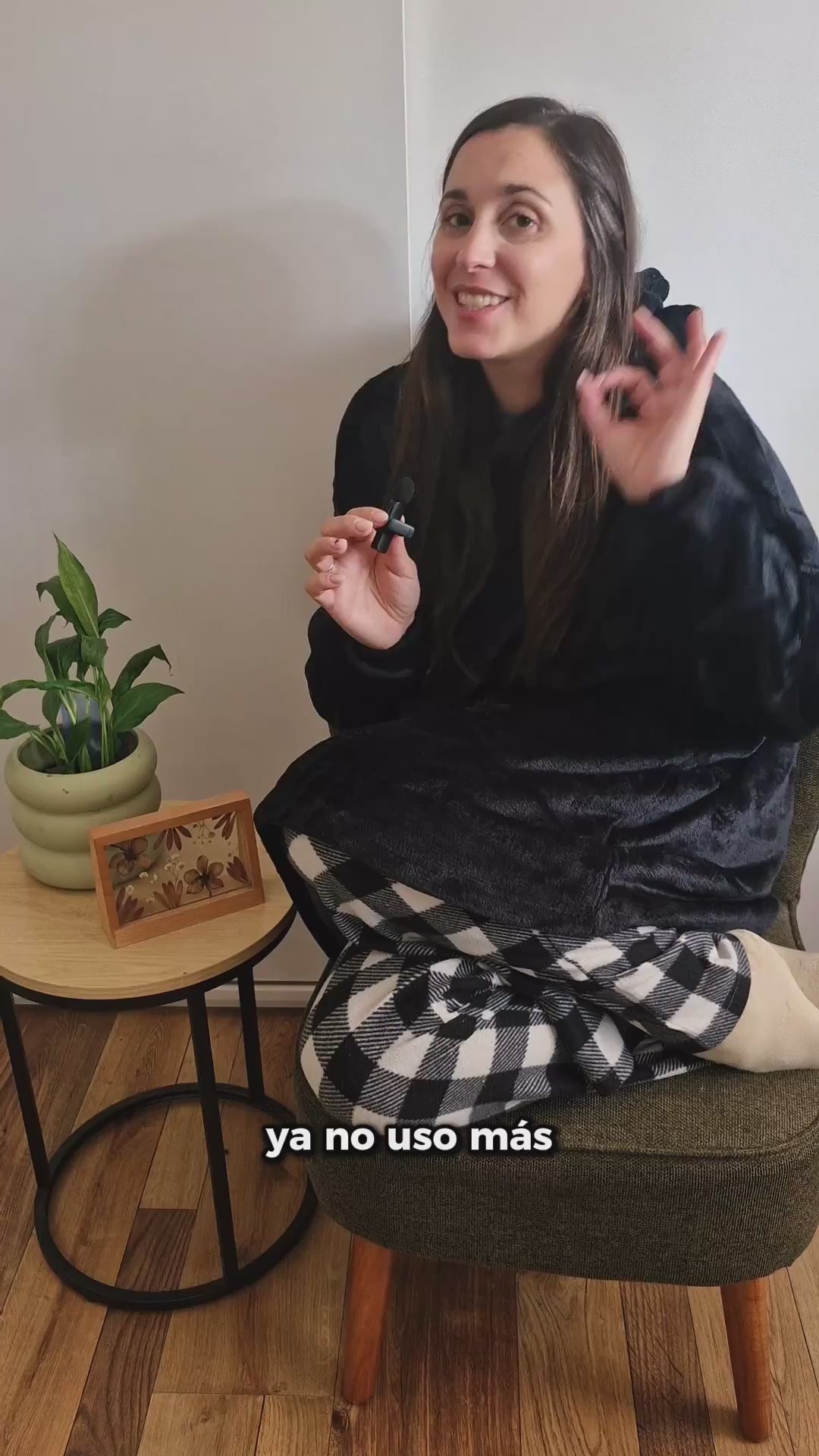Cargar vídeo: Buzo poncho polar con corderito unisex