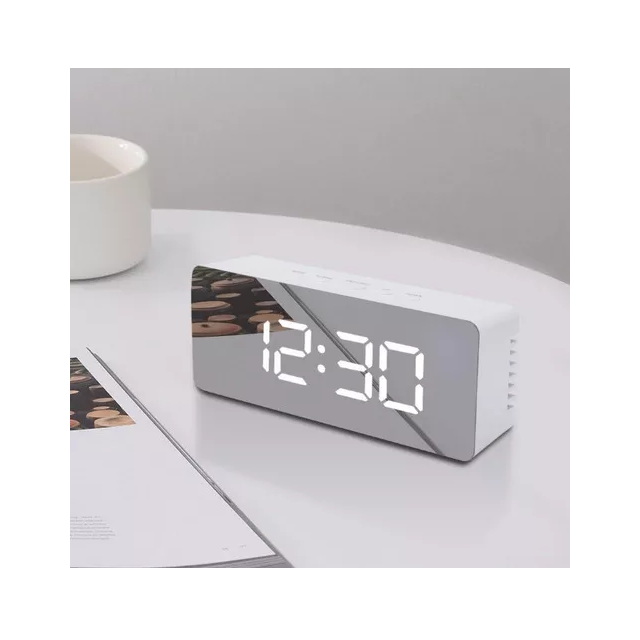 Reloj despertador tipo espejo temperatura led calidad atrix